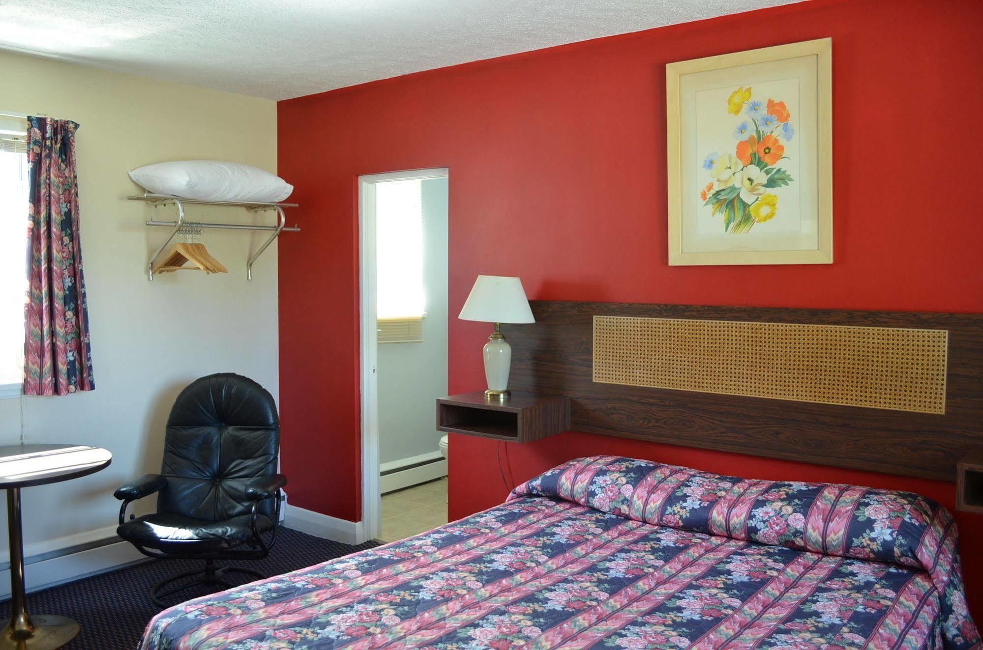 Walkerton Inn Motel Eksteriør billede