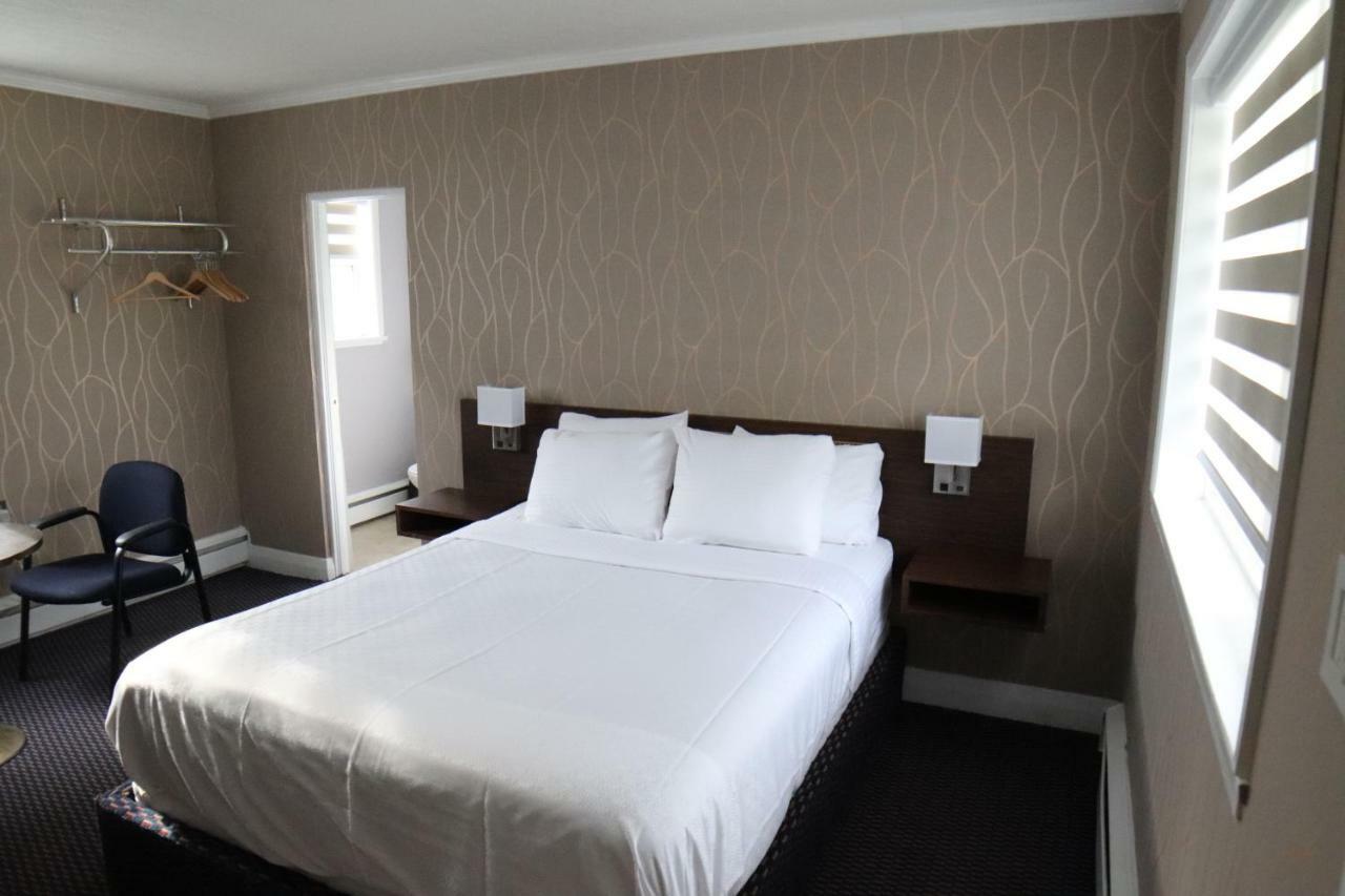 Walkerton Inn Motel Eksteriør billede