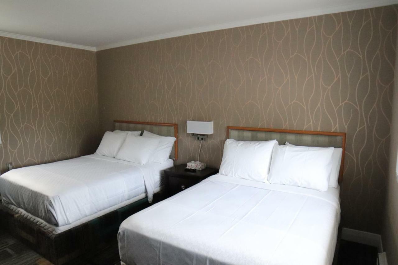 Walkerton Inn Motel Eksteriør billede
